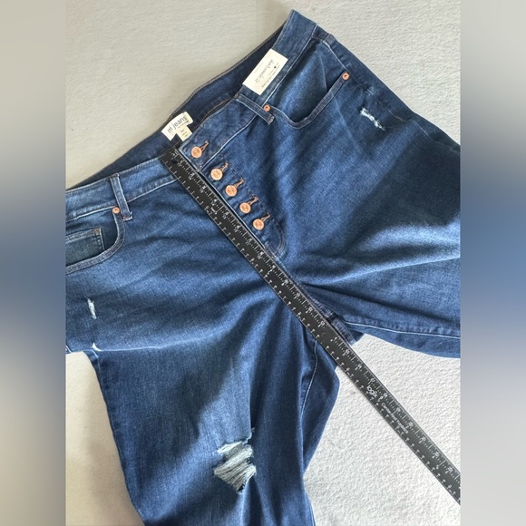 M Jeans by Maurices High Rise Capris 21” Skinny Capri 22W Super Stretch - Picture 10 of 10